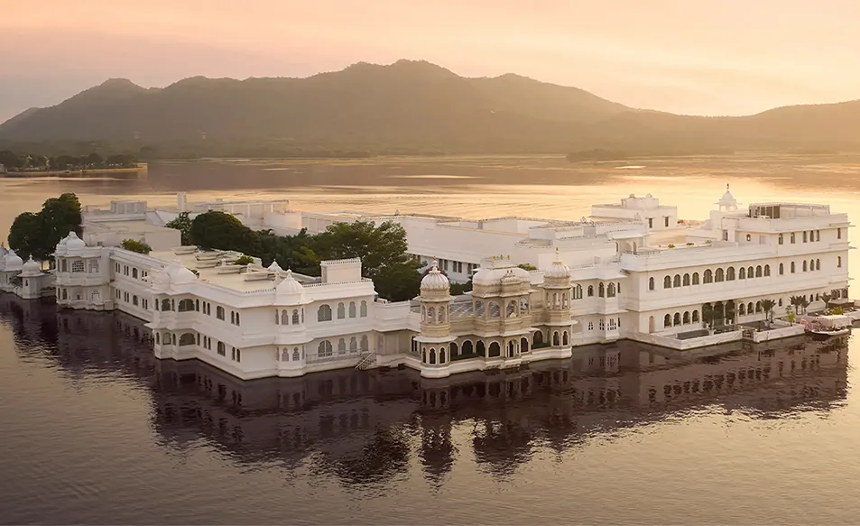 TAJ LAKE PALACE